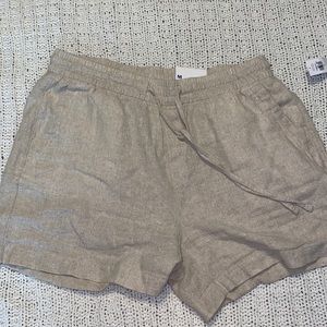 Old Navy beige linen shorts size medium NWT